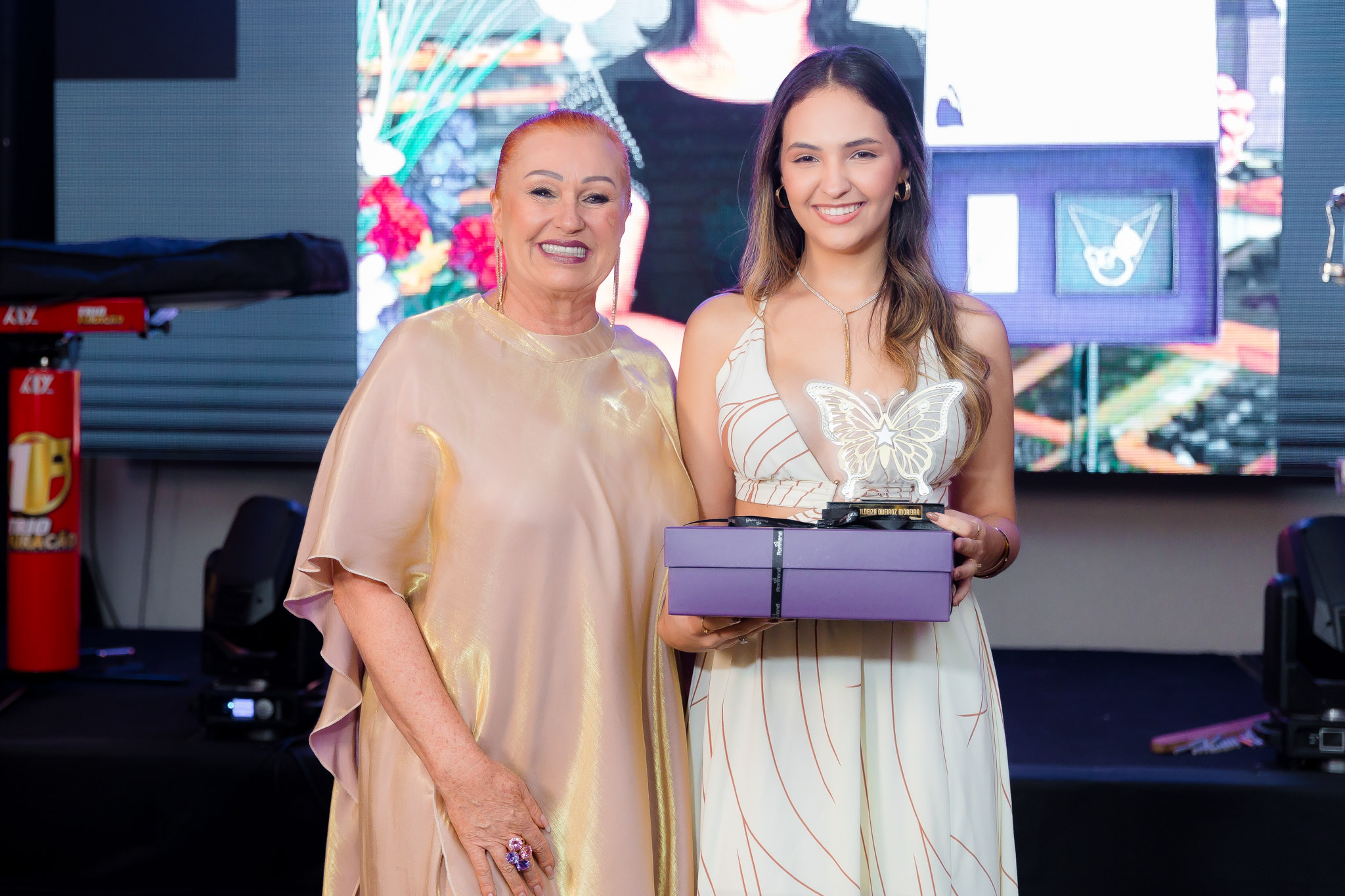 Reviva os melhores momentos da Festa das Estrelas 2025 - Acre. Confira nossa galeria de fotos exclusiva e veja os destaques desta noite inesquecível sob o céu do Acre.